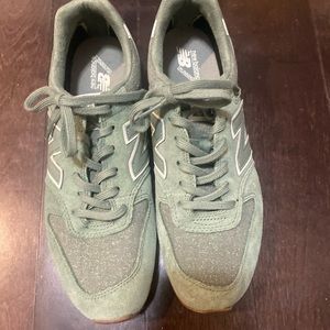 Saucony green sneakers